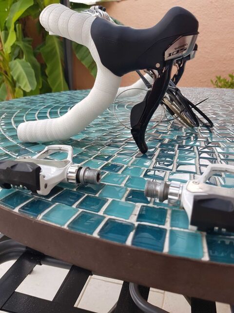 velo de course look 850 Fontenay-le-Comte (85)