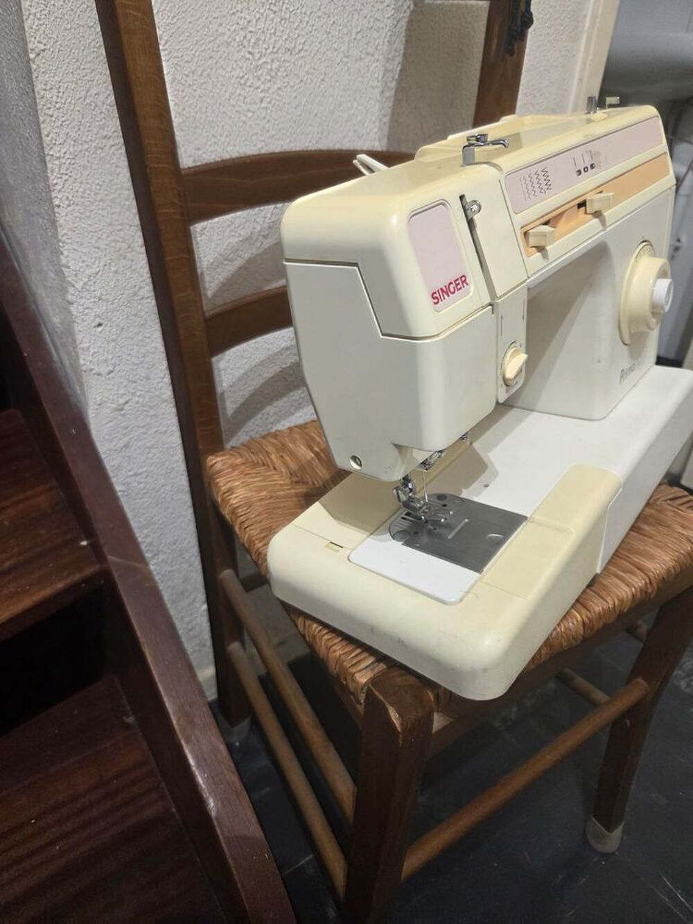 Vendre machine a coudre 
Singer prima 10 Bricolage