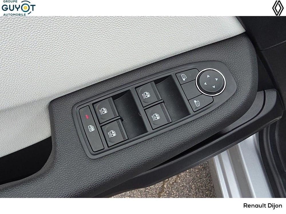 Clio V Clio E-Tech full hybrid 145 Techno 2023 occasion 21000 Dijon