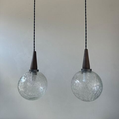 PAIRE SUSPENSIONS EN VERRE TEXTURE VINTAGE
160 Montreuil (93)