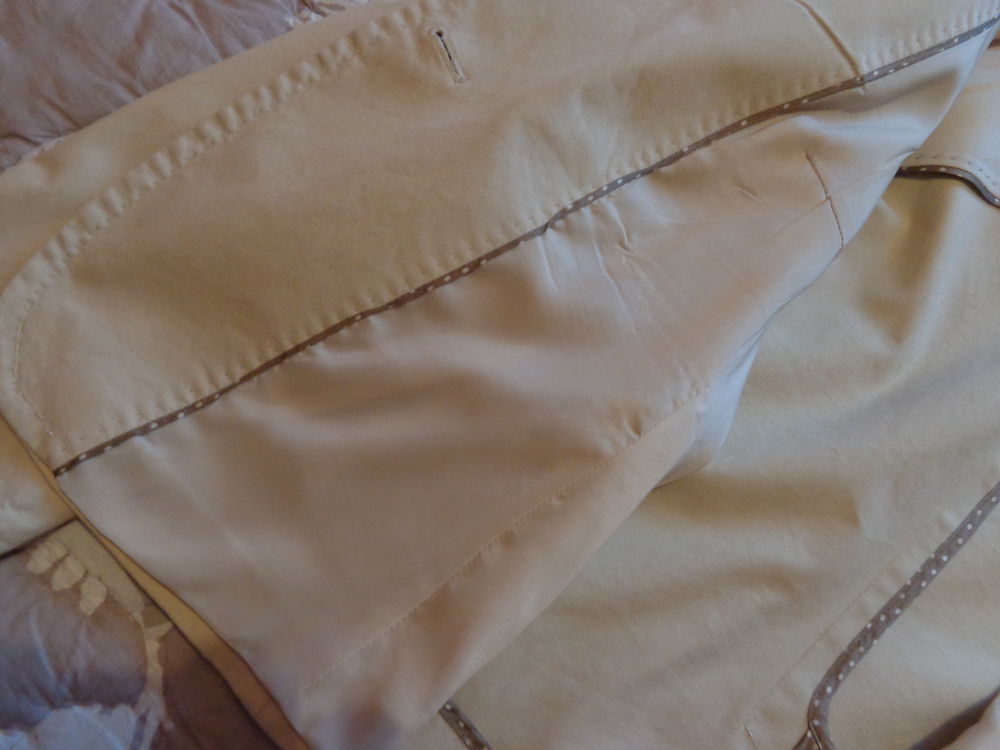 Veste l&eacute;g&egrave;re beige WEEKEND MaxMara Vêtements