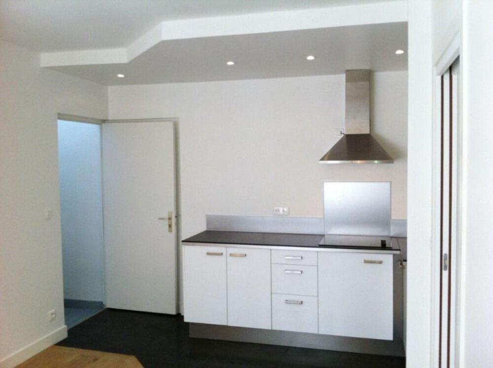 Location Appartement Studio 24m² avec ascenseur au 3 eme étages Le vésinet