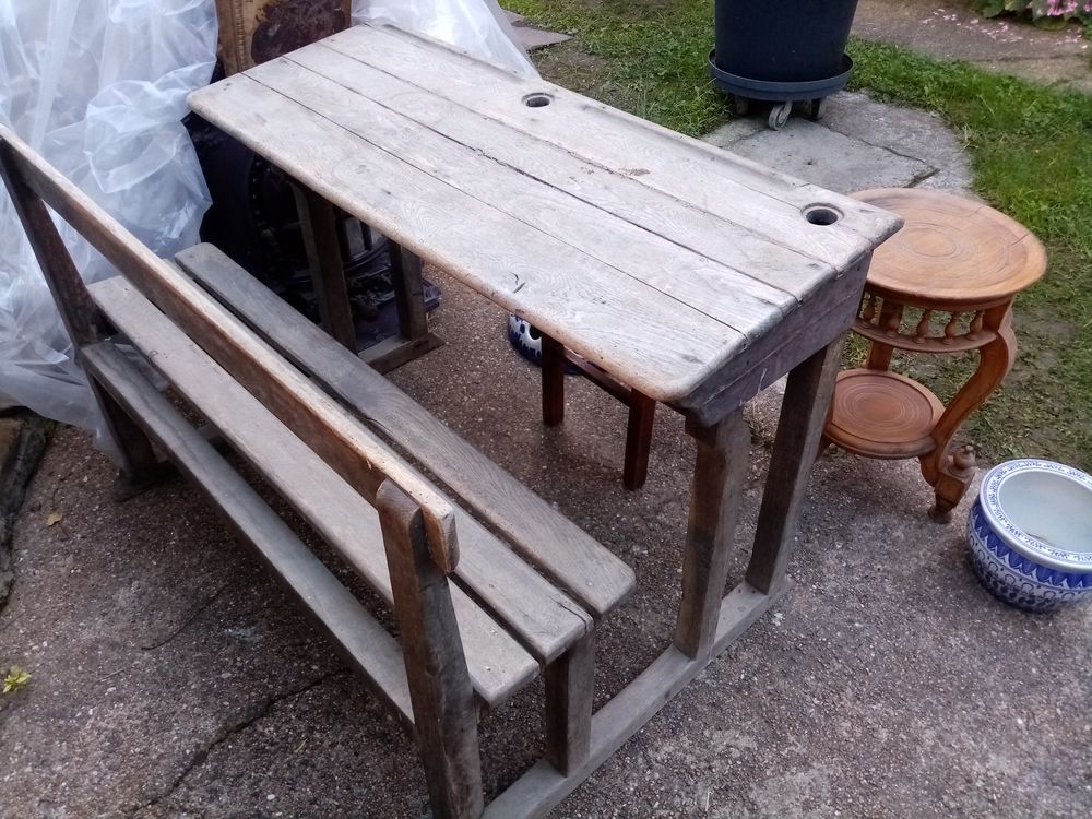 Ancien bureau d'&eacute;cole Mobilier enfants