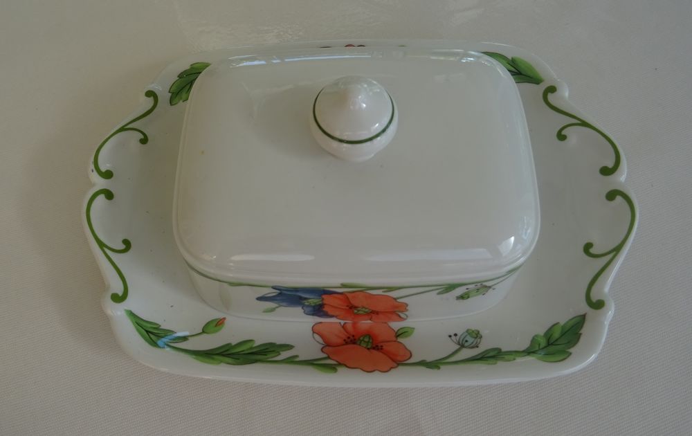 Service de table Villeroy &amp; Boch, mod&egrave;le vintage Amapola Cuisine