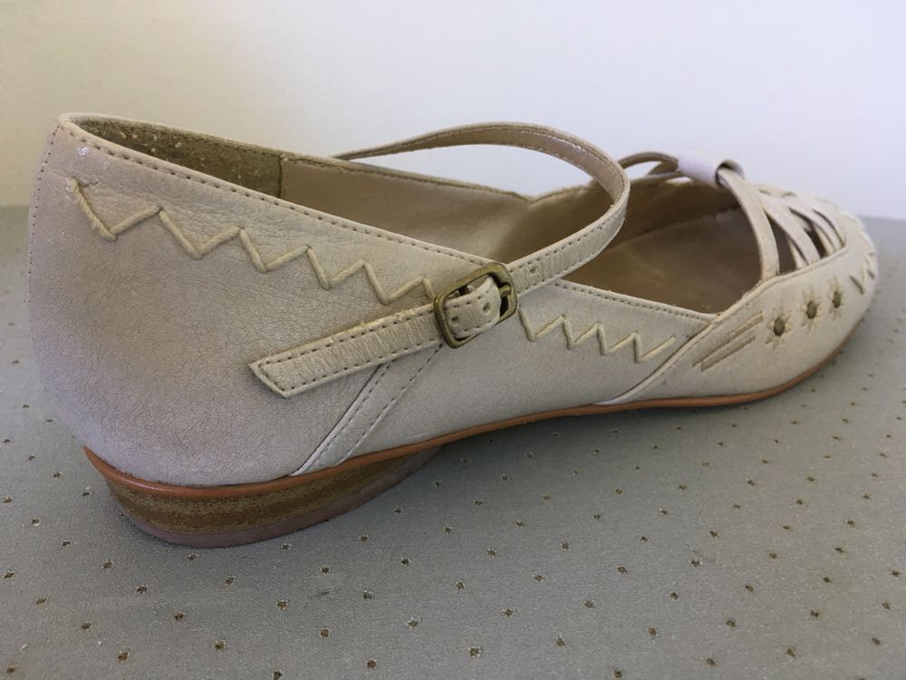 Chaussures beige Maroquinerie