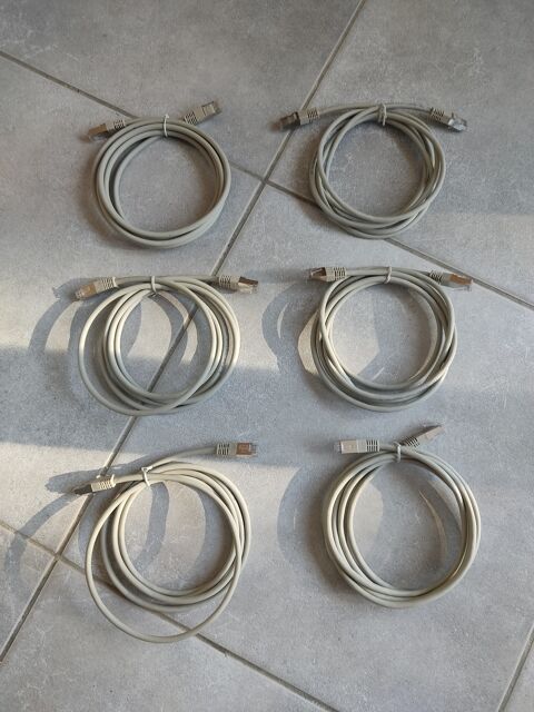 Cordons ethernet RJ45 CAT6A 2m 2 Boisset-et-Gaujac (30)