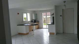  Appartement à louer 3/4 pièces 80 m² Saint-nazaire-les-eymes