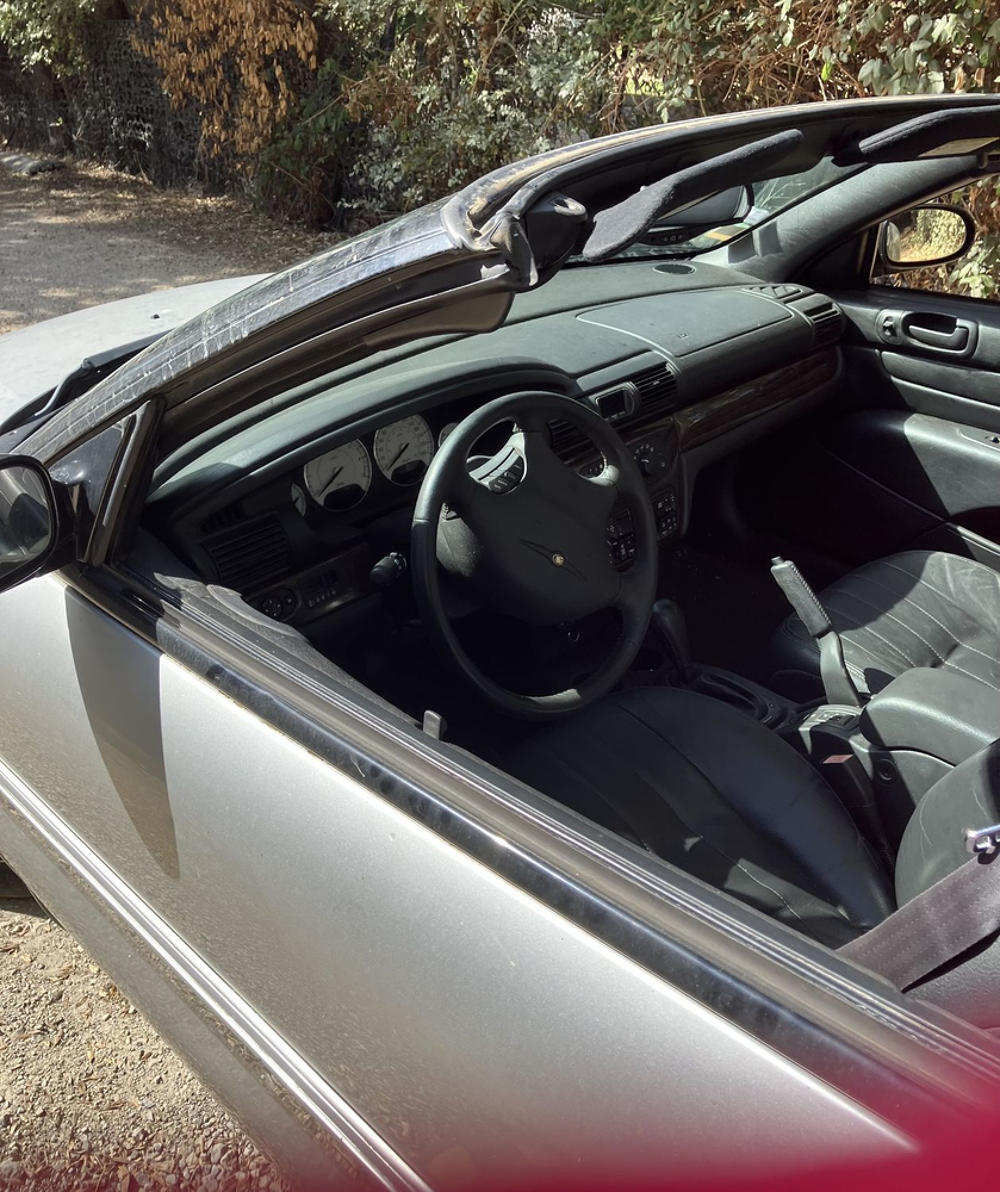 Sebring Cabriolet 2.7i V6 LX A 2004 occasion 30127 Bellegarde