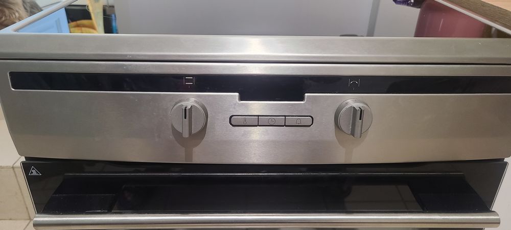 Cuisini&egrave;re &eacute;lectrique THOMSON. Electroménager