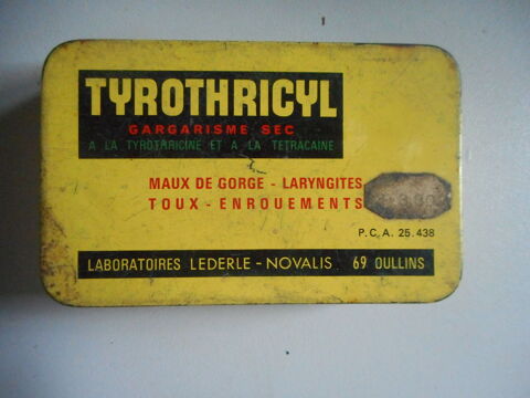 Ancienne boite vide Tyrothricyl 3 Nieuil-l'Espoir (86)