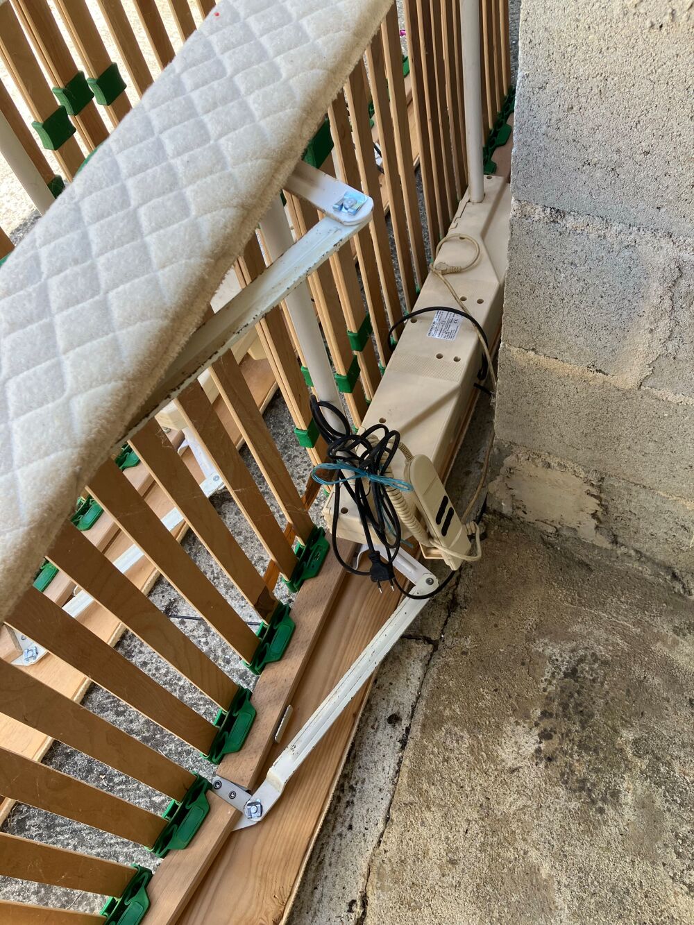 Sommier electrique amovible Meubles