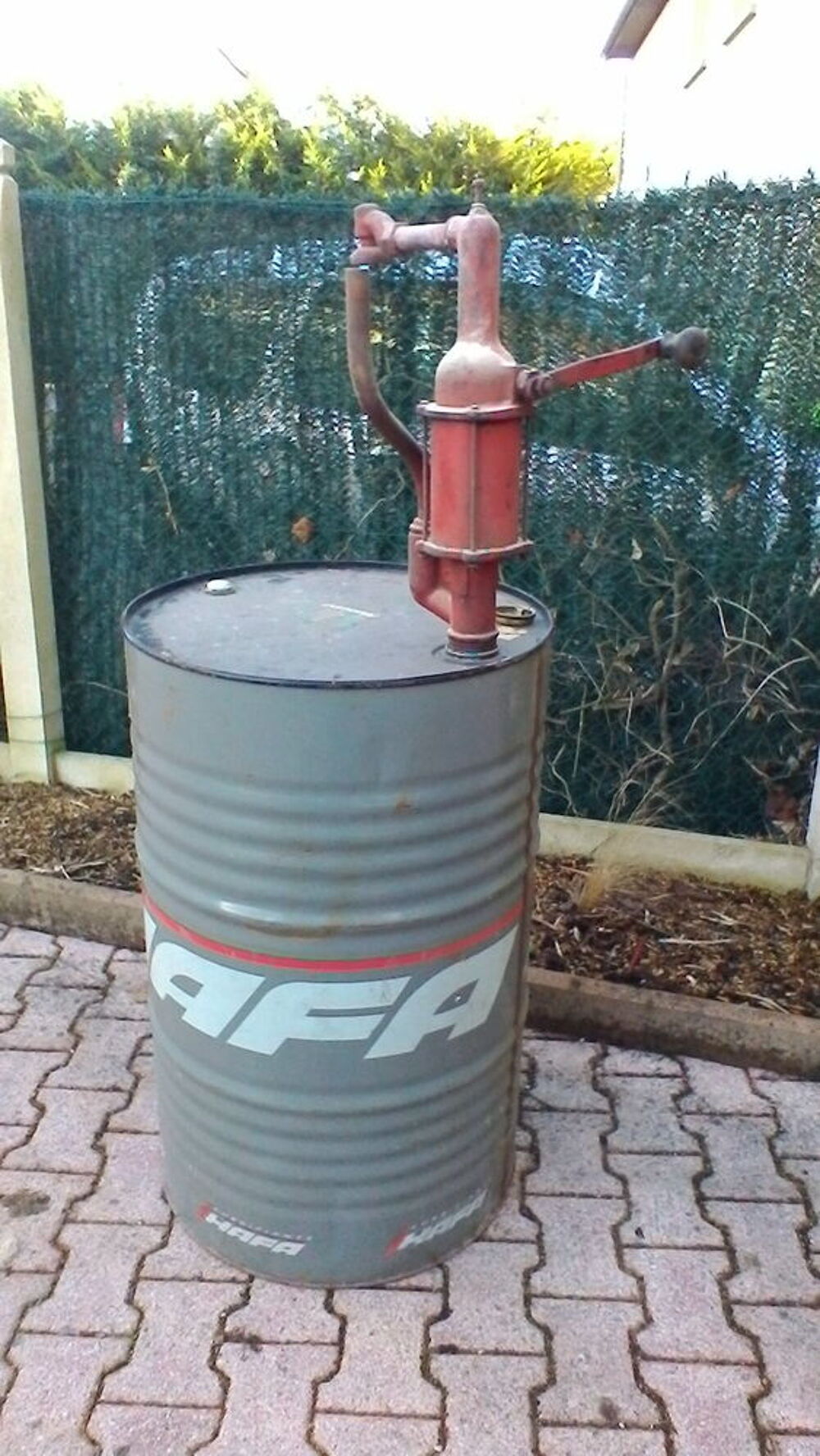 Pompe gaz ?il avec bidon Bricolage