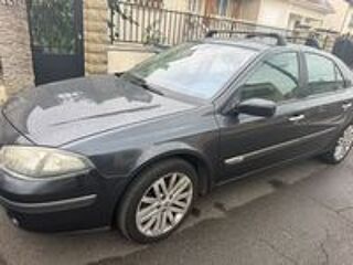 Laguna II Laguna 1.9 dCi 110 FAP Confort Carminat 2006 occasion 95400 Arnouville-l&egrave;s-Gonesse