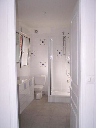  Appartement à louer 2 pièces 37 m²
