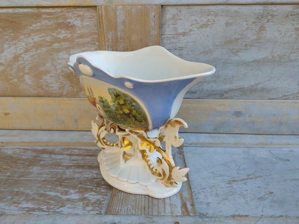 Grand Vase de Mari&eacute;e Porcelaine de Paris D&eacute;cor Peint XIXe 
