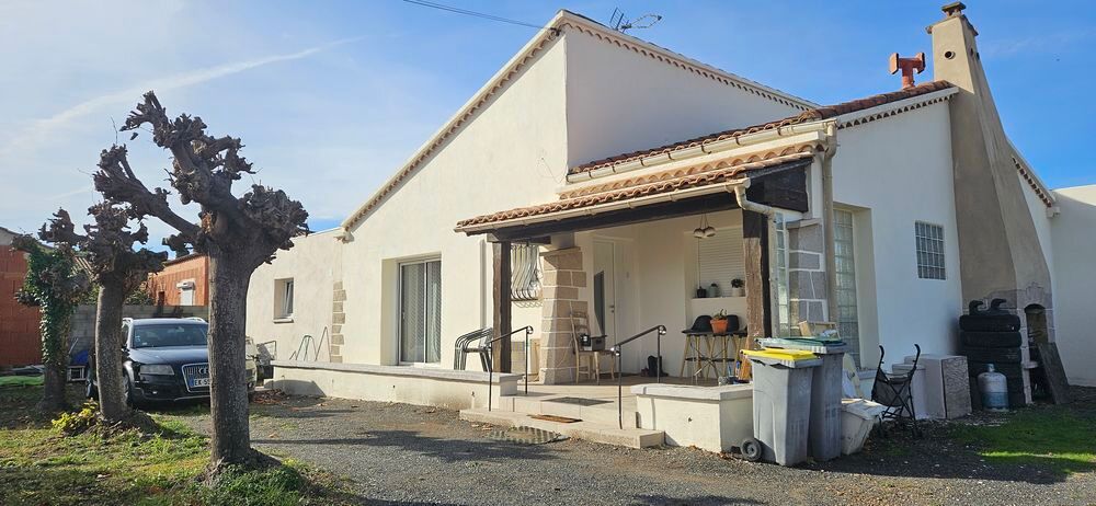 Vente Maison Maison Plain-pied de 140m2 lumineuse et ensoleillée. Pézenas