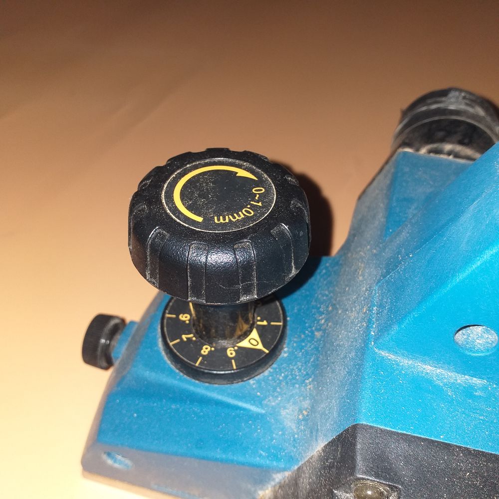 RABOT ELECTRIQUE RYOBI Bricolage