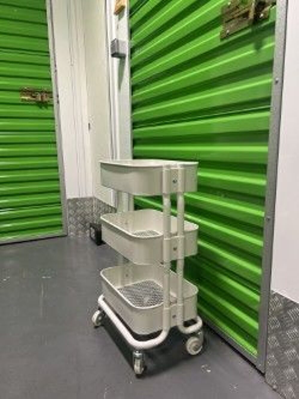 Chariot IKEA R&Aring;SKOG blanc ? &Eacute;tat neuf Meubles