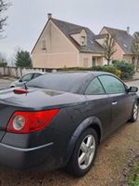 M&eacute;gane Cabriolet 2.0i Exception 2008 occasion 78270 Bonni&egrave;res-sur-Seine