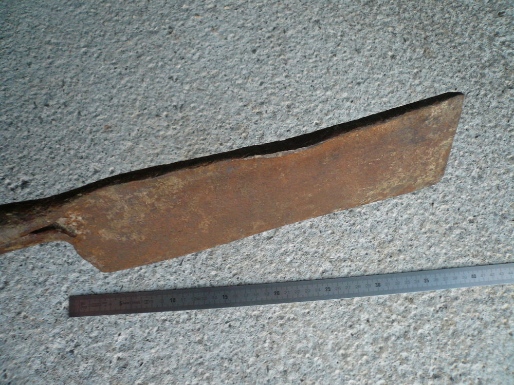 Hachoir tout en fer ancien 37cm 