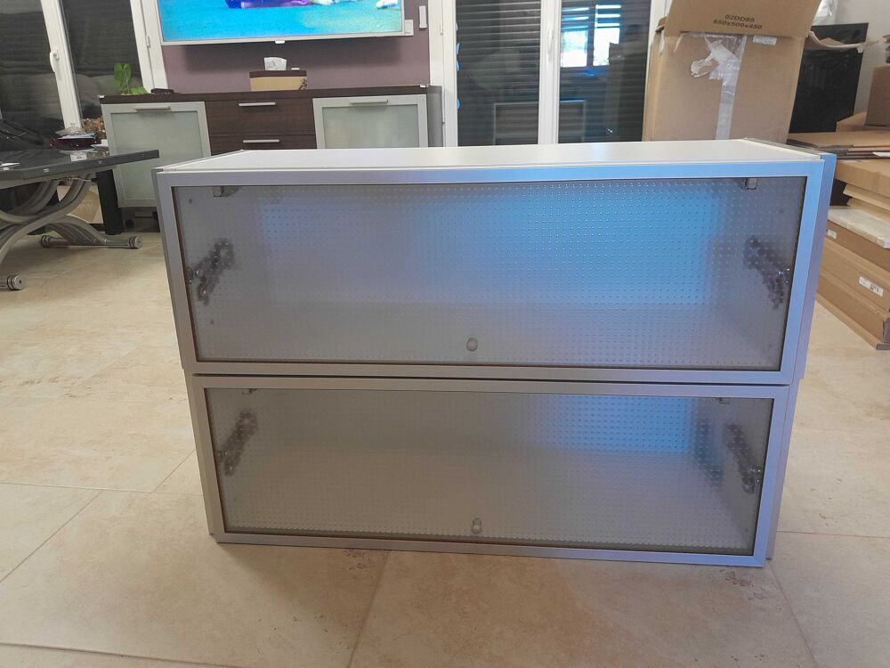 2 placards suspendu cuisine plus comme neufs Meubles