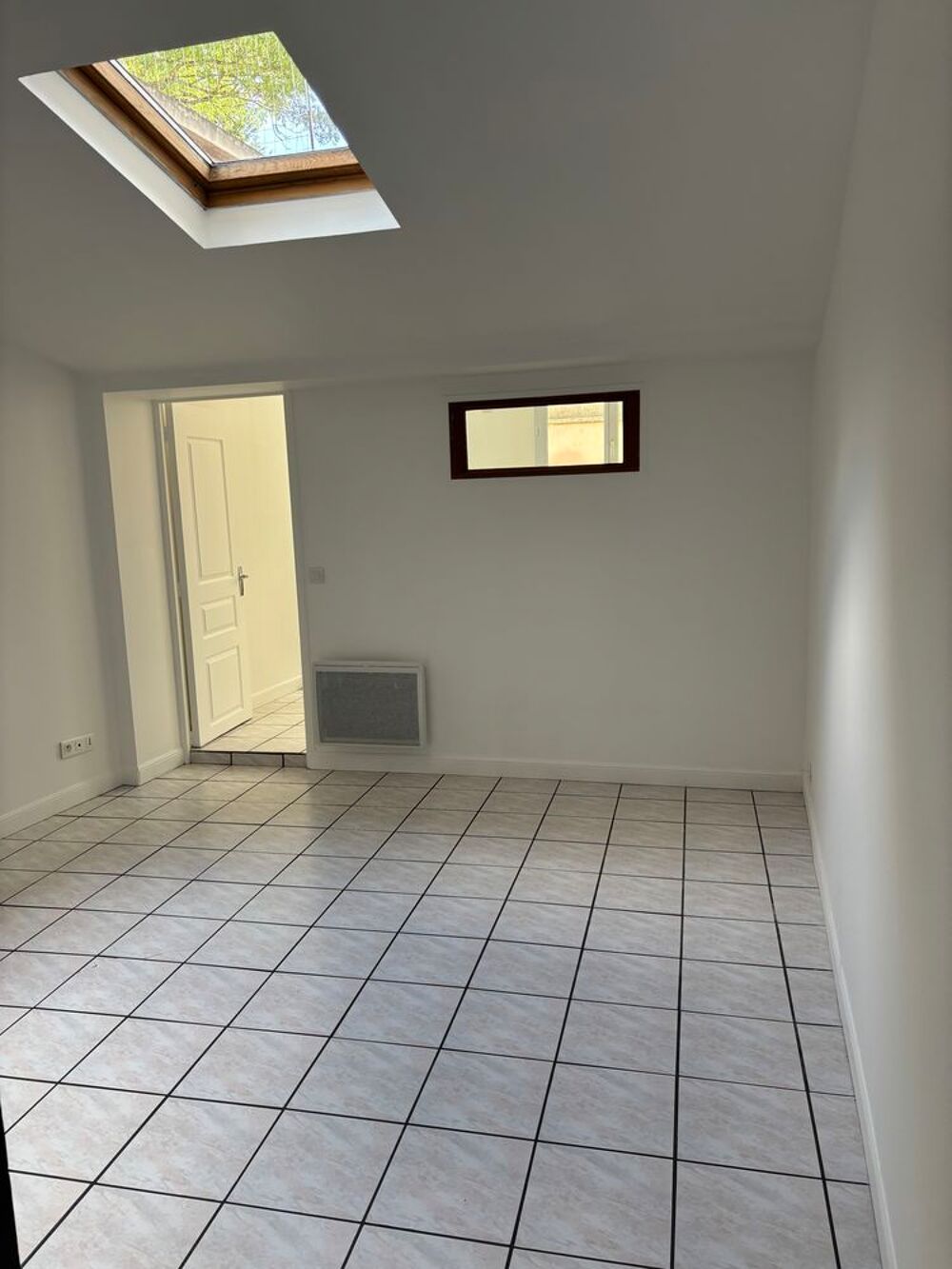 Location Appartement F2 centre ville avec terrain et cave Lizy-sur-ourcq