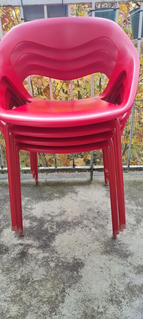 Lot de chaises empilables rouges 50 Orl�ans (45)