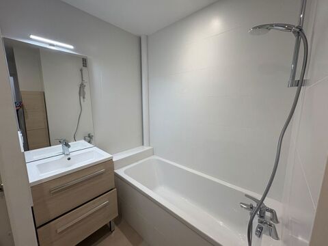  Appartement  louer 5 pices 74 m La rochelle