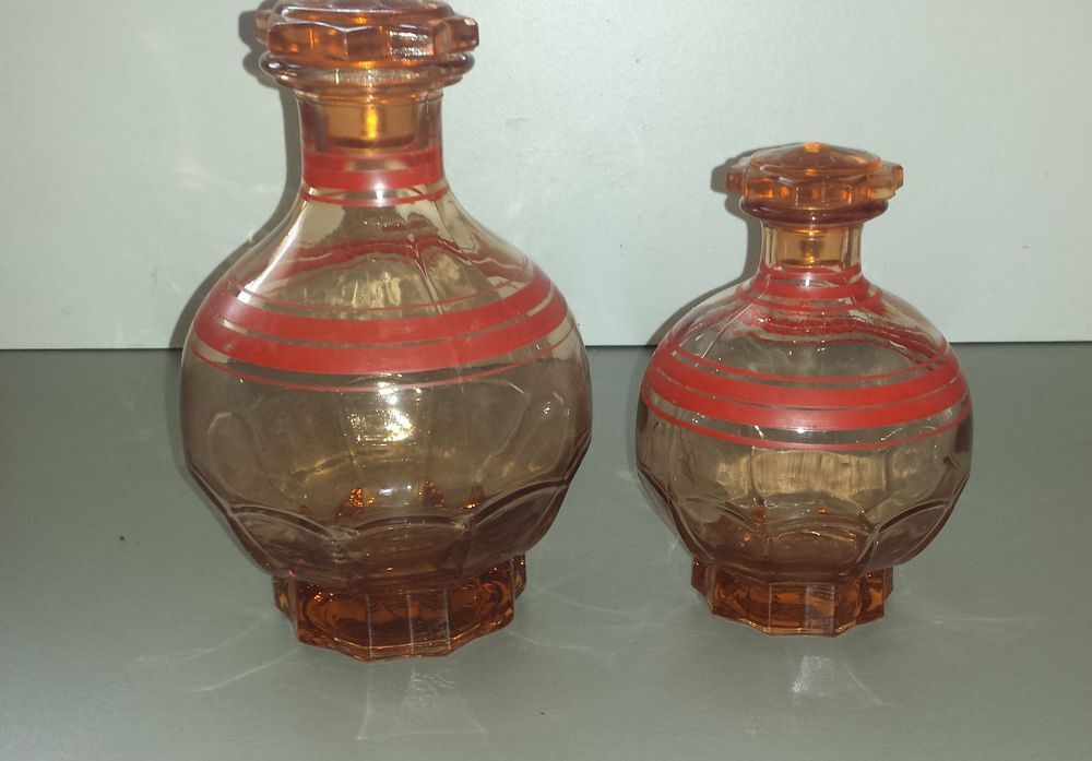CARAFES en verre Ancienne Décoration