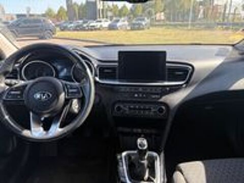 Ceed CEED 1.6 CRDi 115 ch ISG BVM6 Active Business 2018 occasion 95610 &Eacute;ragny