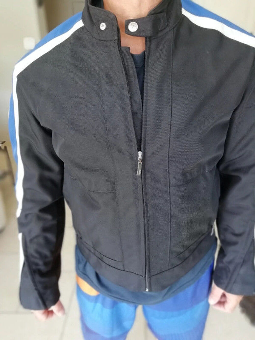 Blouson Bmw motorrad club jacke
Vêtements