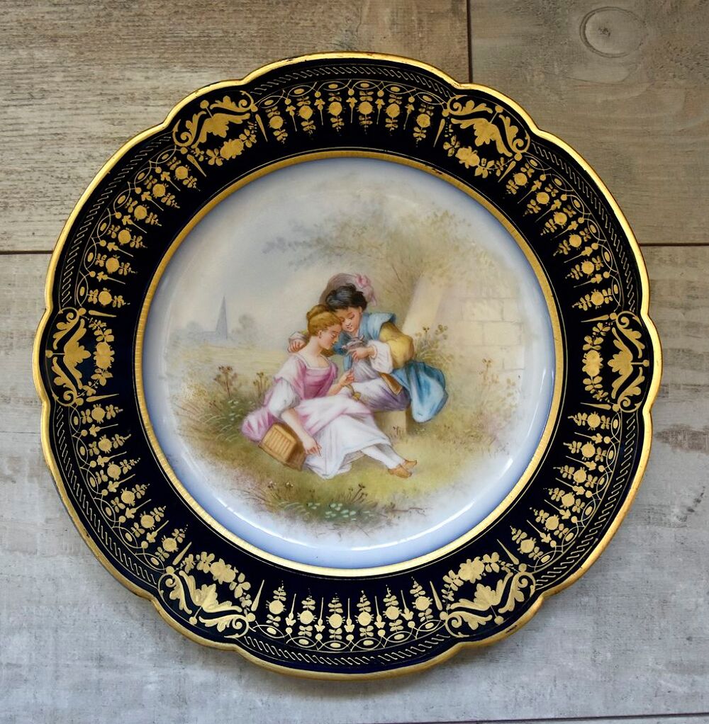 Assiette Porcelaine Ch&acirc;teau des tuileries couple 