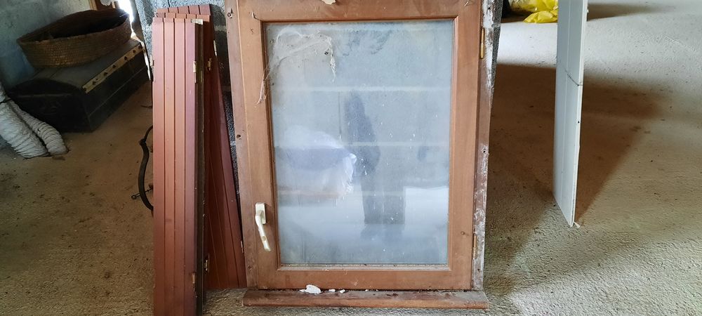donne 2 fen&ecirc;tres alu et bois doubles vitres bon &eacute;tat Bricolage