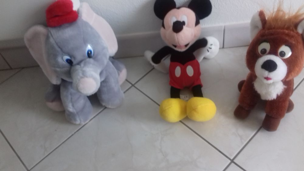 Peluches : Dumbo, Mickey, renard Rox Jeux / jouets