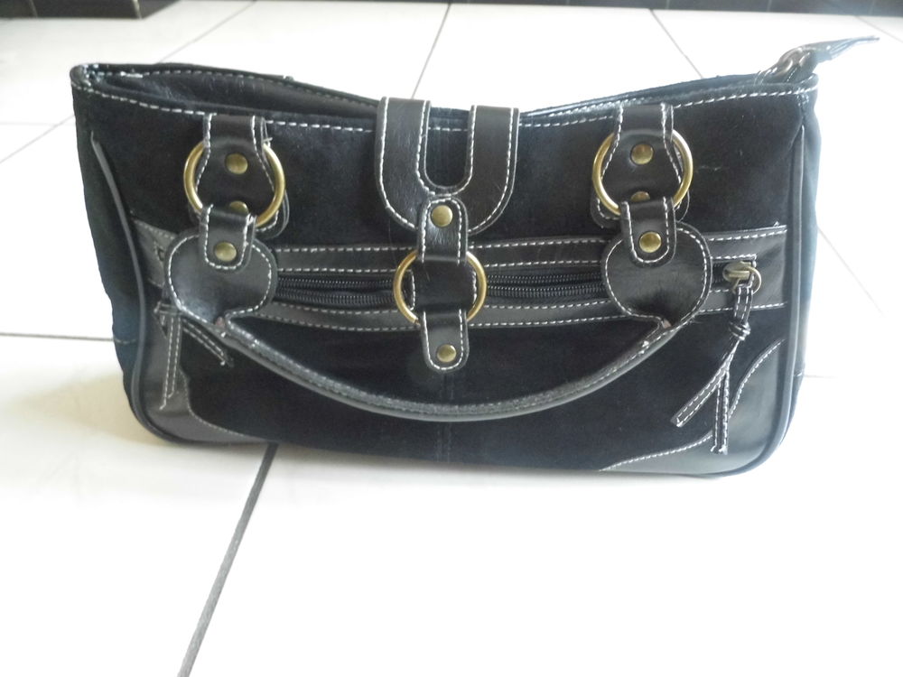 Sac &agrave; main noir Maroquinerie