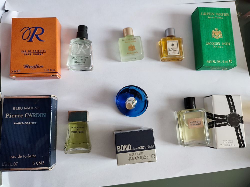 Lot de miniatures de parfum pour homme 