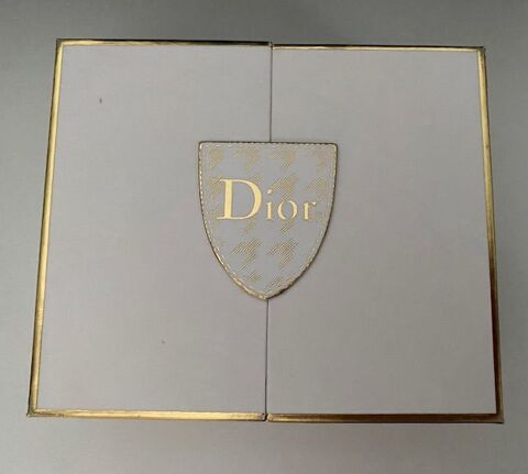 Miniature de parfum DIOR Blooming bouquet Miss Dior EDT 5ml 19 Angers (49)