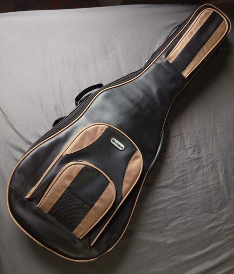 Basse fretless mod�le unique 1400 Arrou (28)