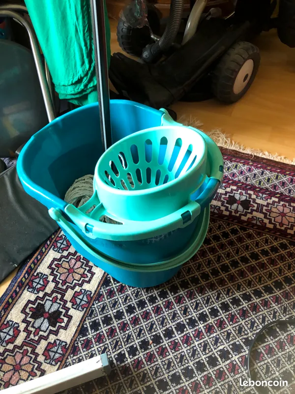 Seau essoreur avec balai Meubles