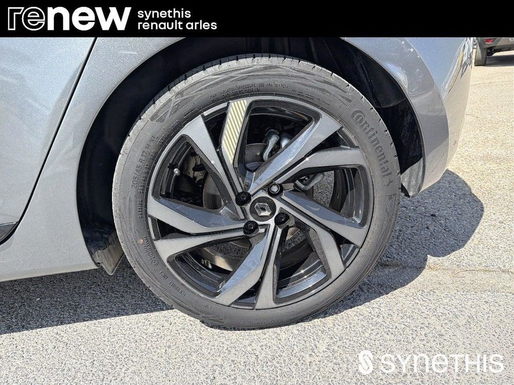 Clio V Clio E-Tech full hybrid 145 Engineered 2023 occasion 13200 Arles