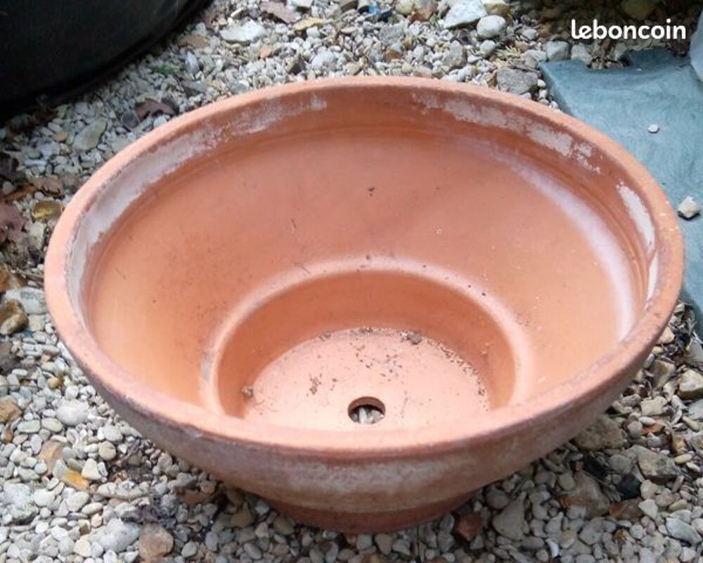 lot 10 pots &eacute;vas&eacute;s en terre cuite + 1 soucoupe Jardin