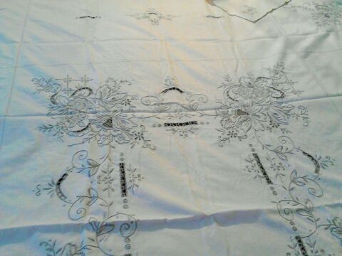 SUPERBE NAPPE RECTAGULAIRE 45 Digne-les-Bains (04)