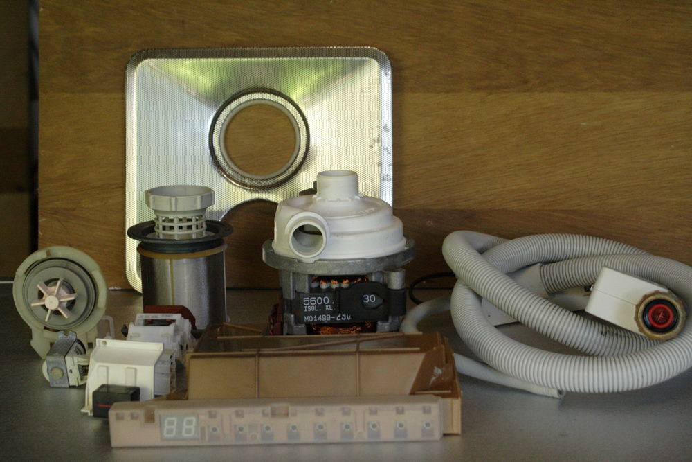 Pi&egrave;ces d&eacute;tach&eacute;es pour lave vaisselle Electroménager