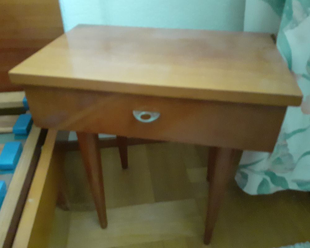 Table de nuit Meubles