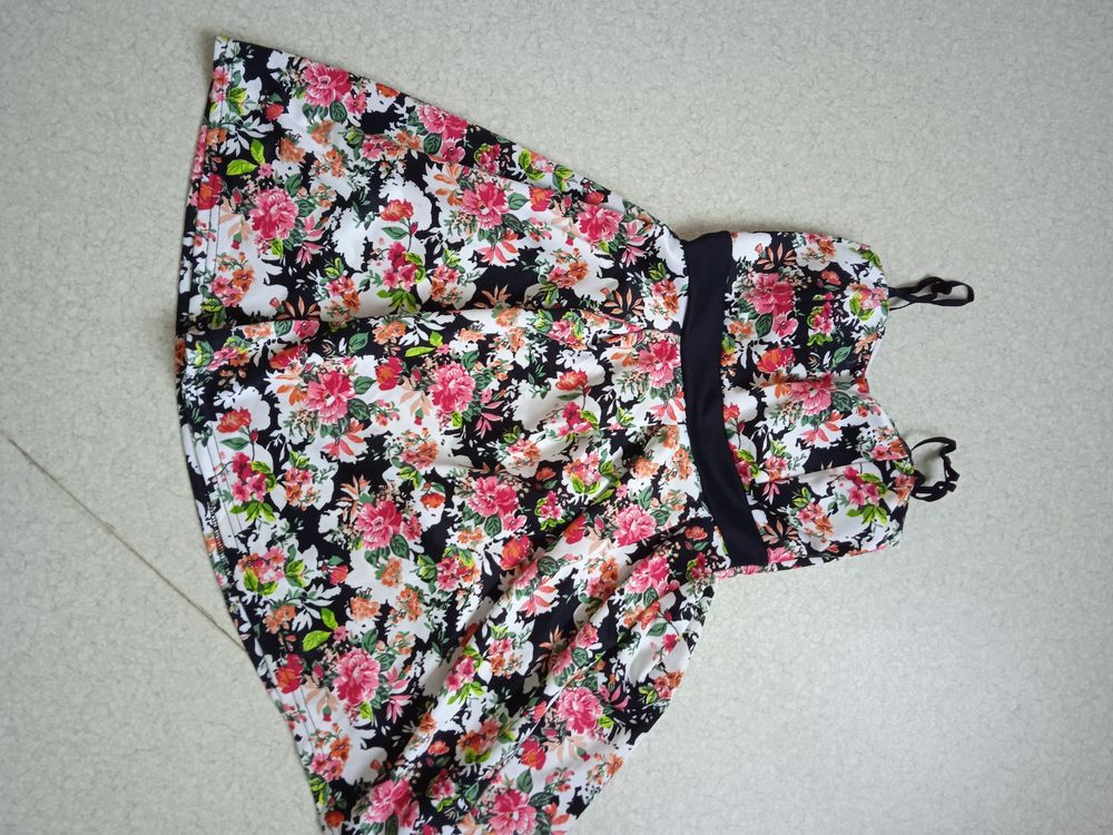 Robe quasi neuf 36. V�tements