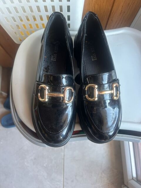 MOCASSINS FEMME VERNIS QUEEN VIVA P 37 Nice (06)