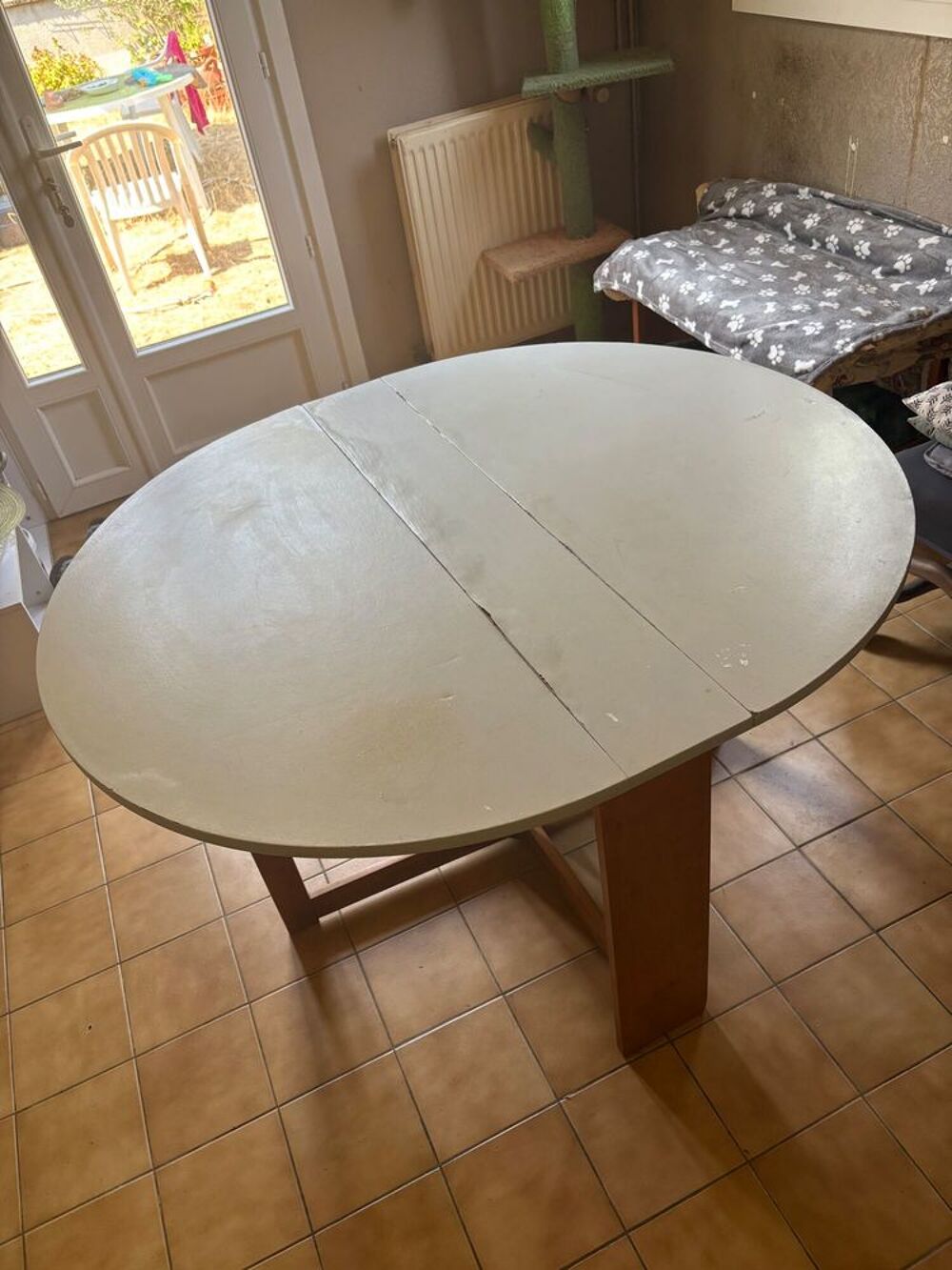 Table ronde ovale Meubles