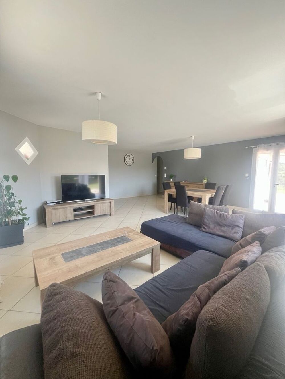 Vente Maison Maison de plain-pied 137 m²  4 chambres  Dépendance 42 m Rions