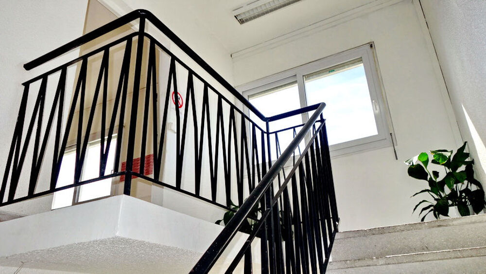 Vente Immeuble ESPACES DE 200m² en RDC (100m²) et ETAGE (100m²) TOURS EST Saint-pierre-des-corps