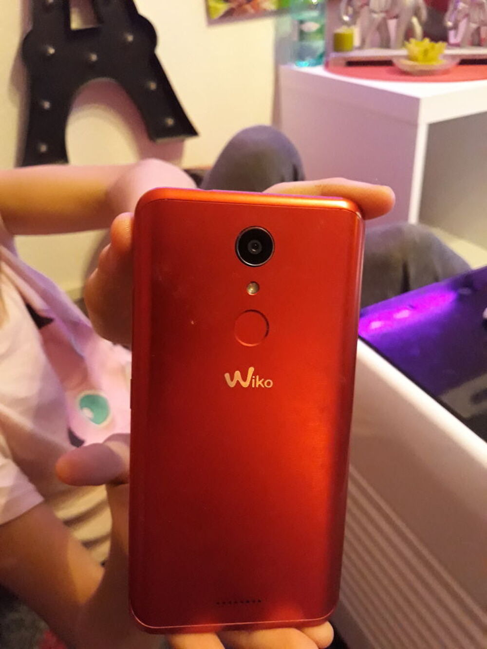 Vend wiko upulse couleur rouge Téléphones et tablettes